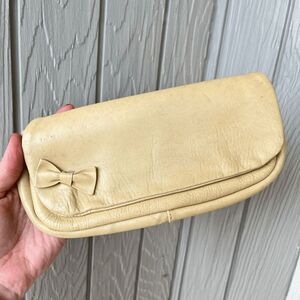 Vintage Letisse Cream Leather Bow Clutch Purse Zip Pockets 50s, Butter Yellow